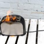 Todos devem desligar este eletrodoméstico da cozinha antes de dormir para evitar um incêndio Imagem da página de origem