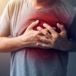 Isso acontece no seu corpo um mês antes de um infarto! Sinais que você não deve ignorar! images