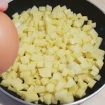 Omelete de Batatas da Vovó: Um Jantar Econômico, Saboroso e Cheio de Memórias 8a482754-0d8e-419d-bb8c-8b849e7b7219