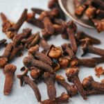 Cravo-da-Índia: Um Aliado Inesperado para a Sua Saúde Oral e Bem-Estar Geral a52bd43d-aeed-4b7c-87fb-07e65af2571a